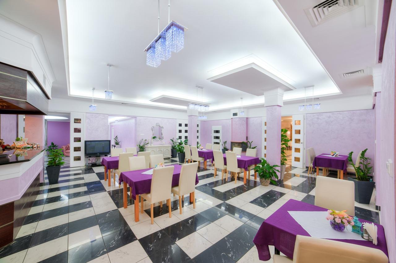 Imperium - Hotel Restauracja Firlej Esterno foto